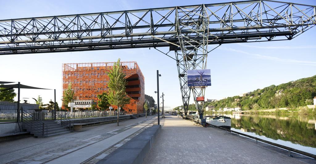 Ibis Budget Lyon Centre Confluence Екстер'єр фото