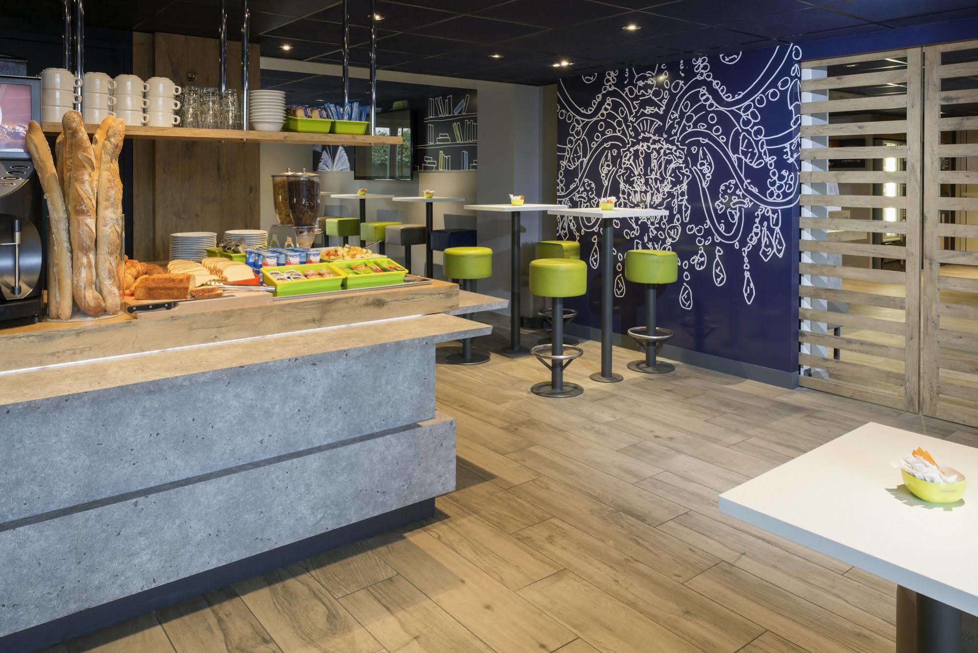Ibis Budget Lyon Centre Confluence Екстер'єр фото