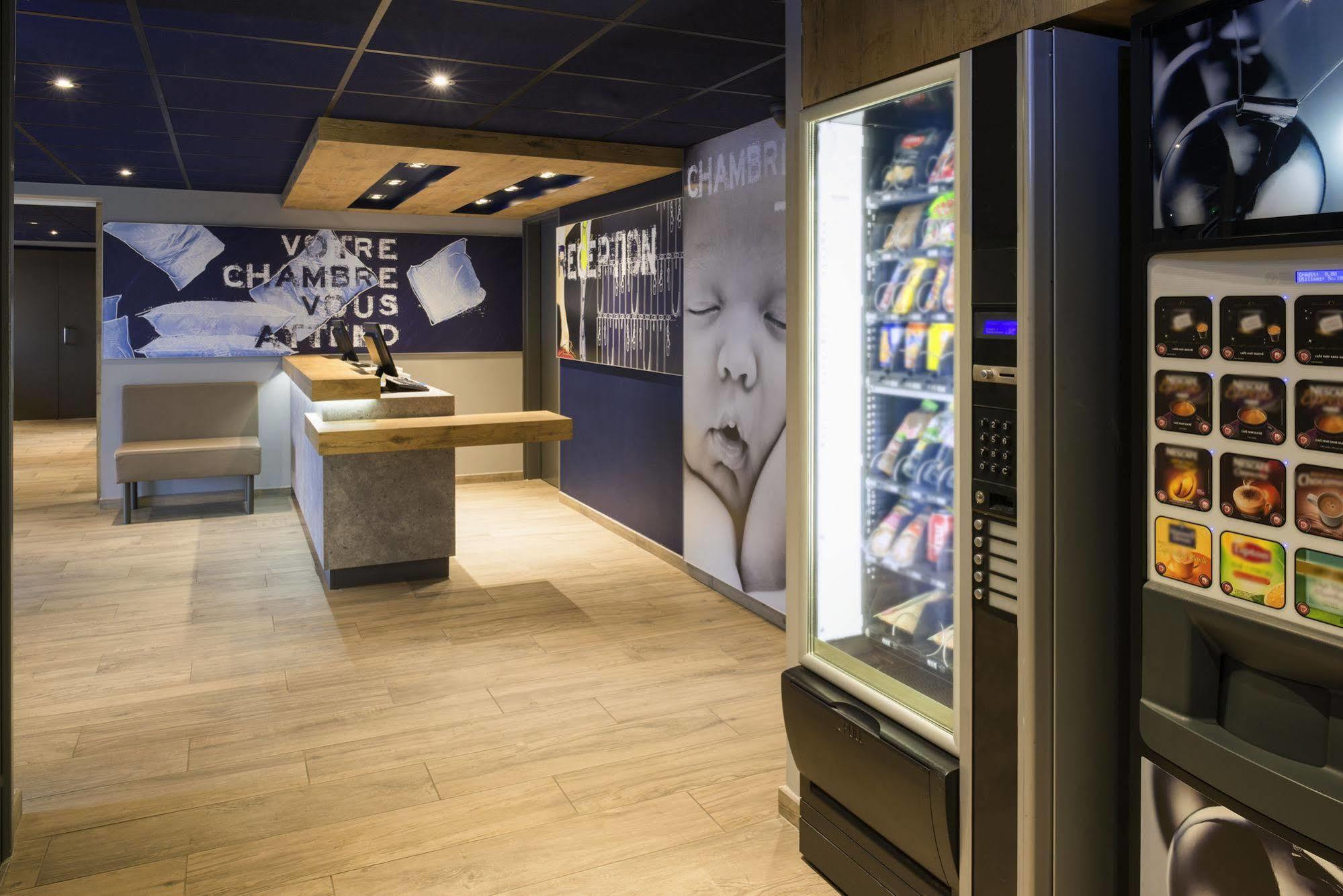 Ibis Budget Lyon Centre Confluence Екстер'єр фото